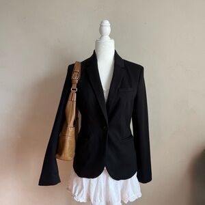 Chic Elegant GAP Black Women's Blazer Size 2